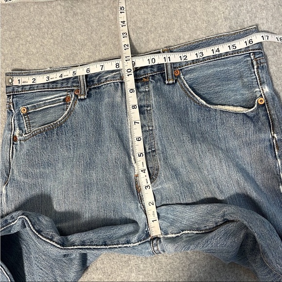 Y2K Levis 501 Jeans Size 33 Distressed Skater Streetwear Grunge - Picture 5 of 12